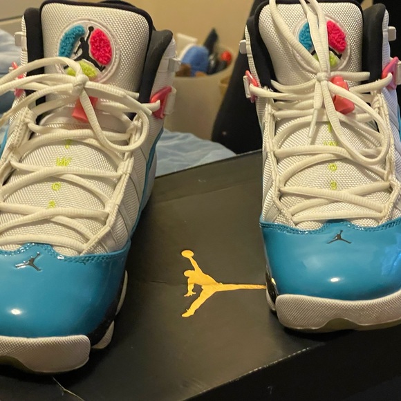 Jordan’s 6 ring - Picture 8 of 10